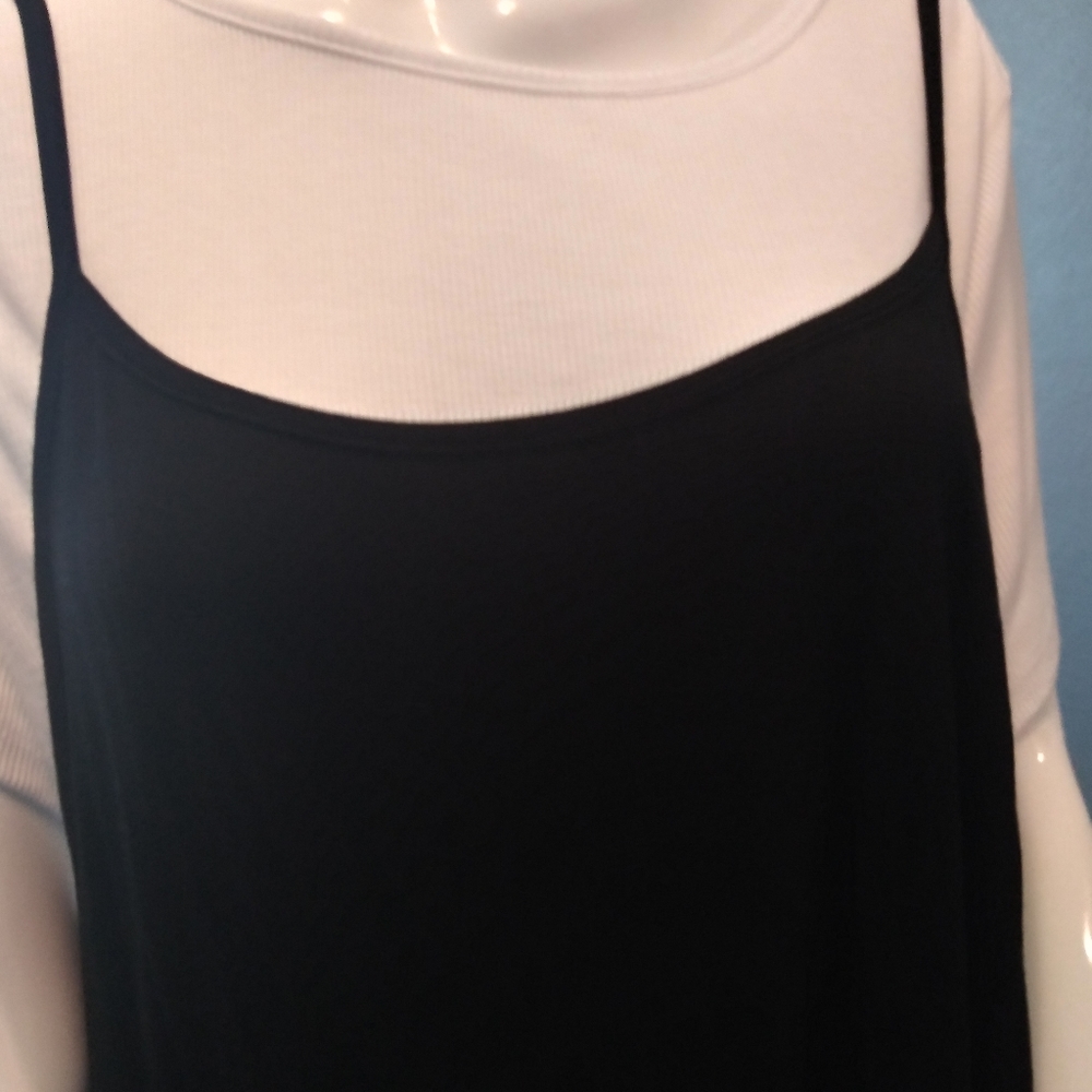 Top - Picture 4 of 4